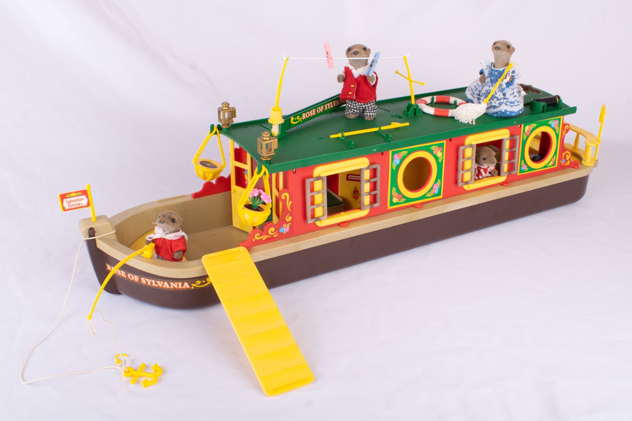 Sylvanian Families Vandyke Otter Family and Rose of Sylvania Canal Bost