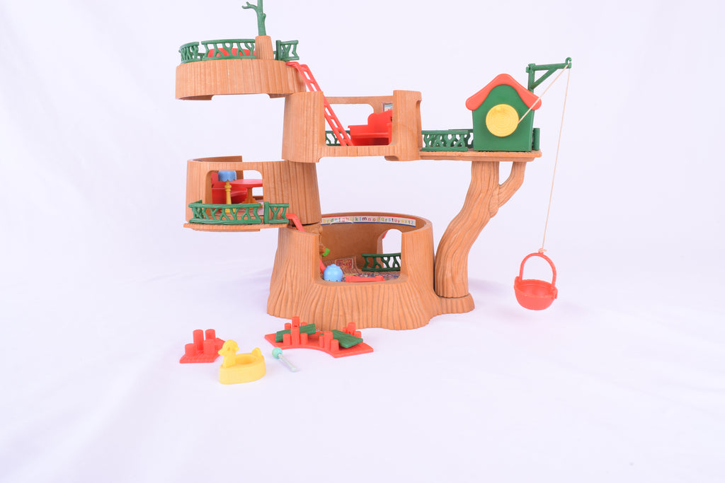 Vintage Sylvanian Families Nursery Treehouse