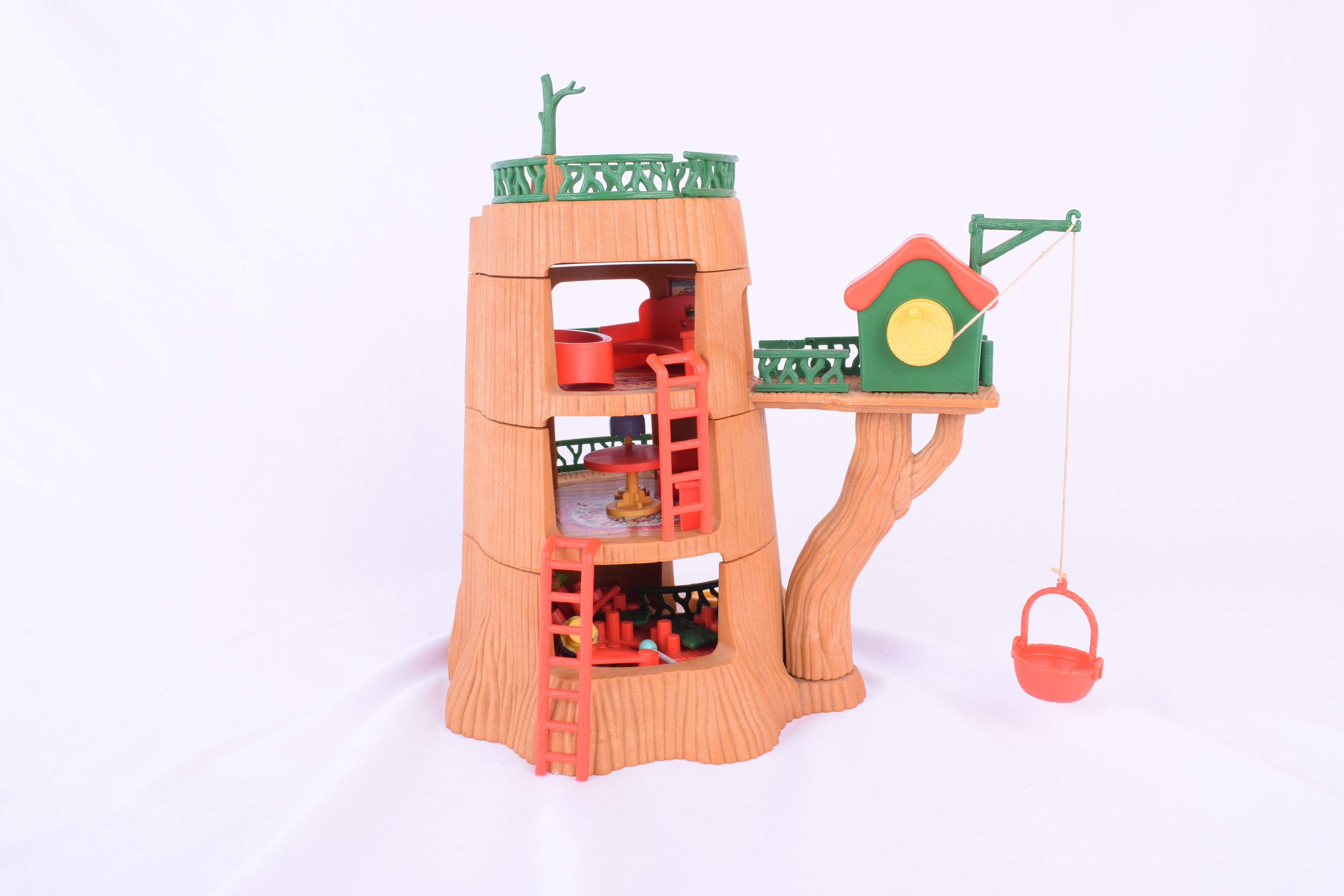 Vintage Sylvanian Families Nursery Treehouse