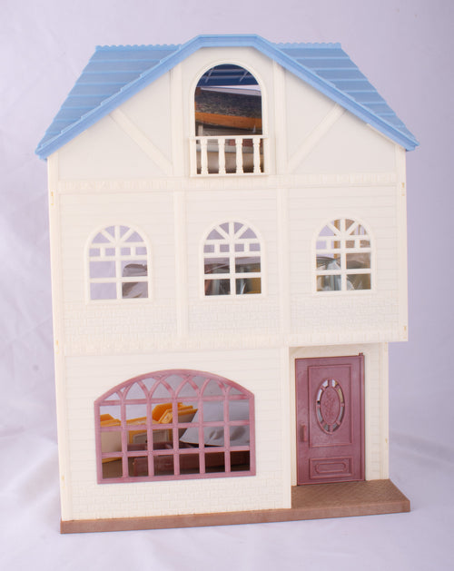 Sylvanian Families Sky Blue Terrace House with 38 Accessories