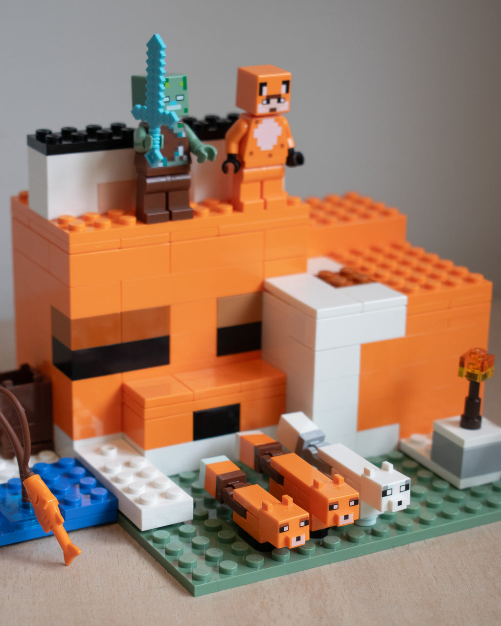 LEGO® 21178 Minecraft - The Fox Lodge