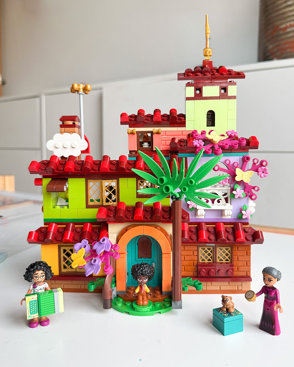LEGO® 43202 - Disney - The Madrigal House