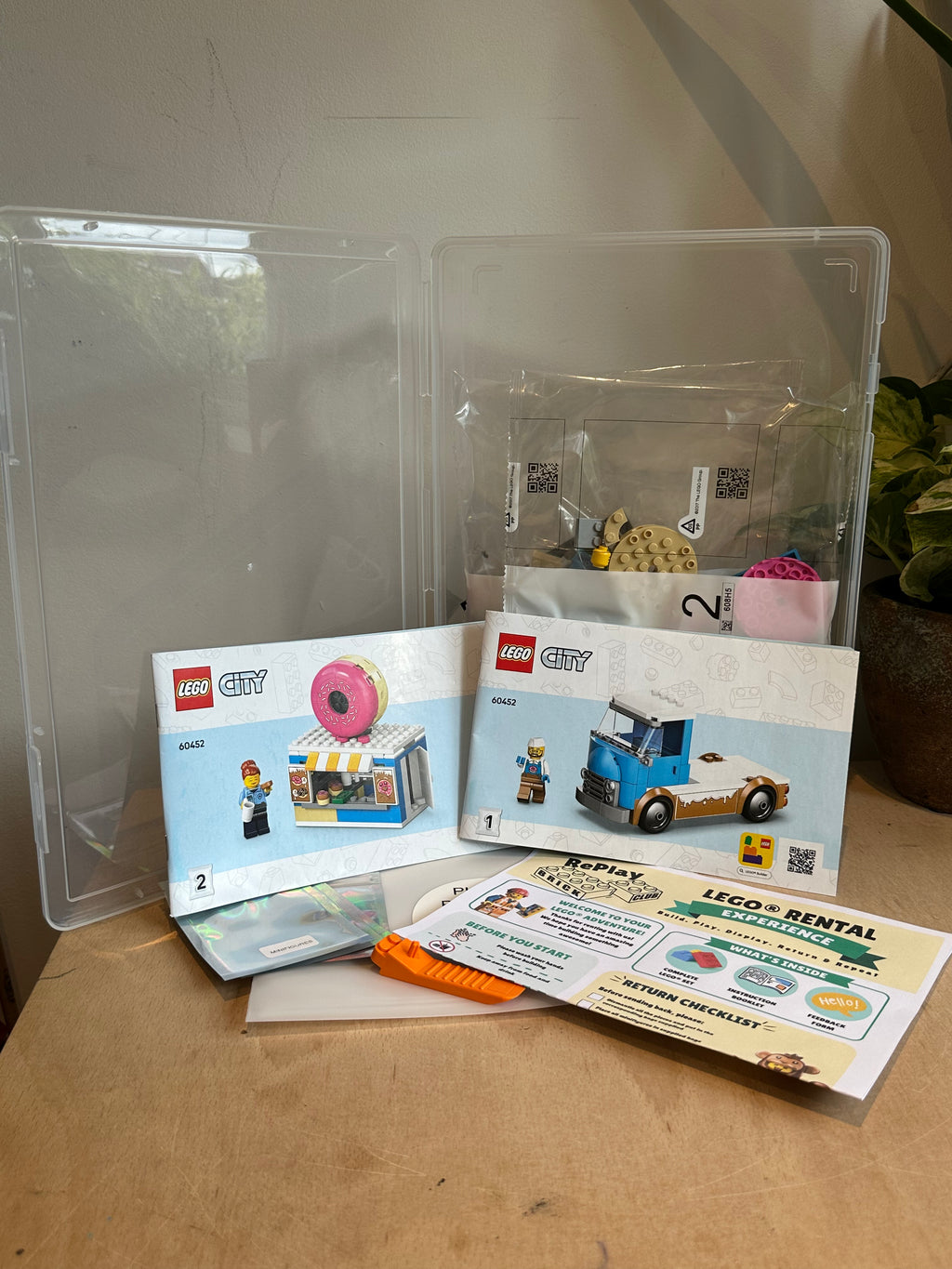 LEGO® 60452 Doughnut Truck
